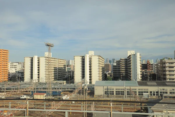 Şehir manzarası tramvay pencereden görüntüleme