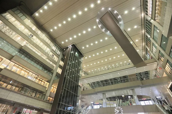 Osaka Jr tren istasyonuna Japonya'nın Osaka.