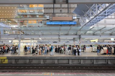 Osaka Jr tren istasyonuna Japonya'nın Osaka.