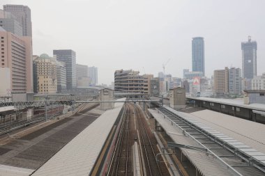 Osaka Japonya 'da işlek bir istasyon