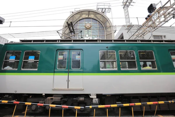 Kyoto 'da Fushimi ku 'da Tren Pass bileti