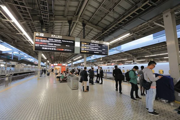 Una Stazione Ferroviaria Shinkansen Shin Osaka — Foto Stock