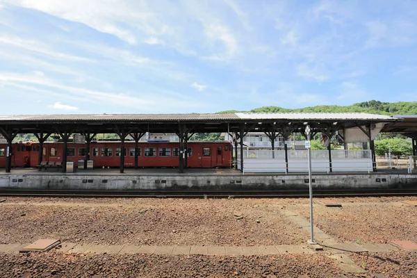 Batı Japonya demiryolu şirketi yerel tren