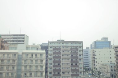 Japonya tramvay pencereden görüntüleme