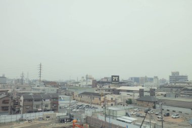 Japonya tramvay pencereden görüntüleme