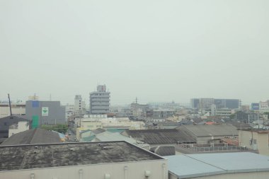 Japonya tramvay pencereden görüntüleme