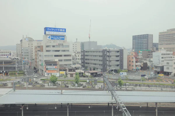 Japonya tramvay pencereden görüntüleme