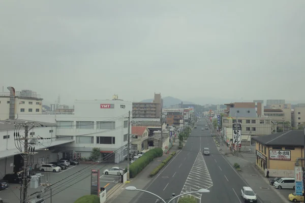 日本の路面電車の窓から見る — ストック写真