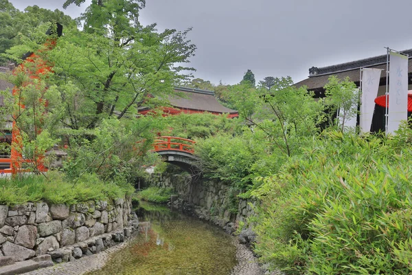 Shimogamo tapınak Japonya'nın en eski türbelerin biridir 