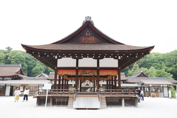 Shimogamo tapınak Japonya'nın en eski türbelerin biridir 