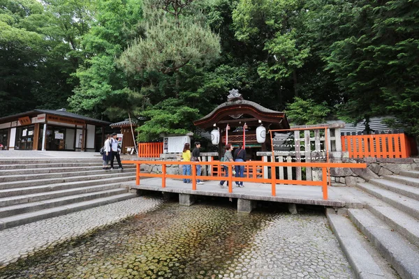 Shimogamo tapınak Japonya'nın en eski türbelerin biridir 