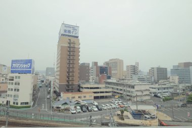 Japonya tramvay pencereden görüntüleme