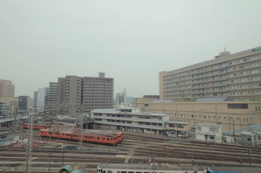 Japonya tramvay pencereden görüntüleme