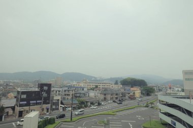 Japonya tramvay pencereden görüntüleme