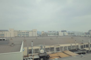 Japonya tramvay pencereden görüntüleme