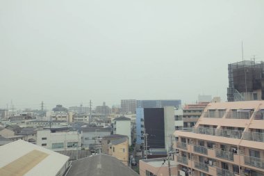 Japonya tramvay pencereden görüntüleme