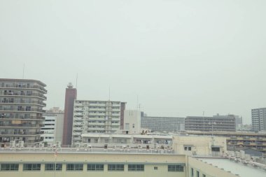 Japonya tramvay pencereden görüntüleme