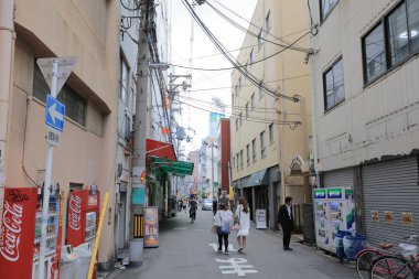 Denden Town Nipponbashi cadde boyunca alandır. 