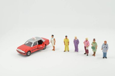 bir mini figür bekle Hk taksi