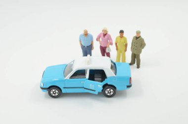 bir mini figür bekle Hk taksi