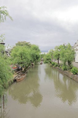 Kurashiki Nehri boyunca tarihsel bir seyir