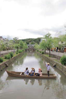 Kurashiki Nehri boyunca tarihsel bir seyir