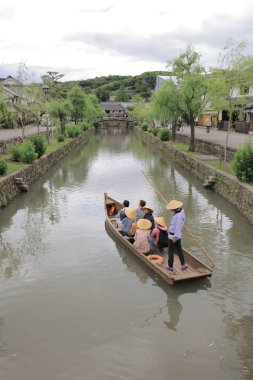 Kurashiki Nehri boyunca tarihsel bir seyir