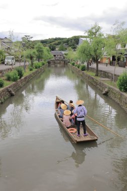 Kurashiki Nehri boyunca tarihsel bir seyir