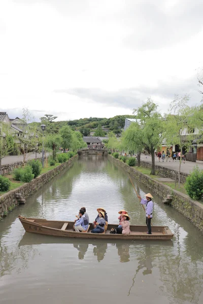 Kurashiki Nehri boyunca tarihsel bir seyir