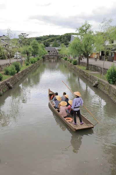 Kurashiki Nehri boyunca tarihsel bir seyir