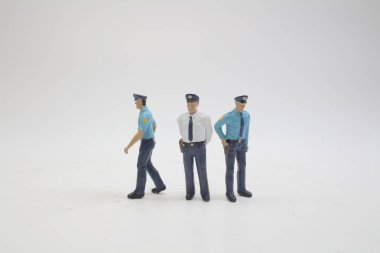 bir polis modeli bir rakam ile 