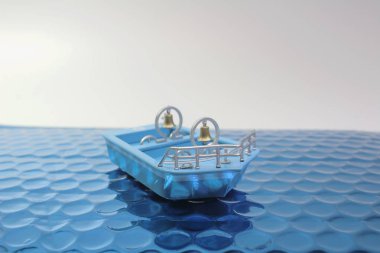 Şekil tema parkı eğlenceli tekne  