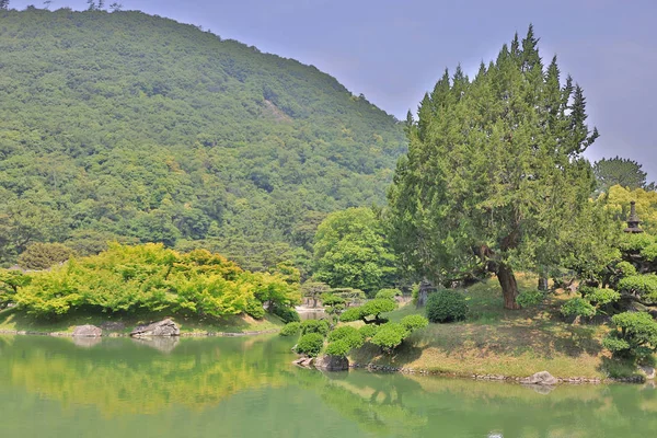 Сад Рицурин Префектуре Кагава Японии — стоковое фото