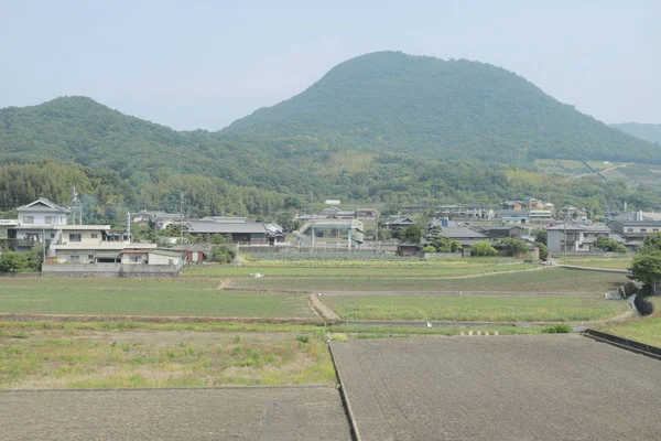 从窗口视图出火车在日本 — 图库照片
