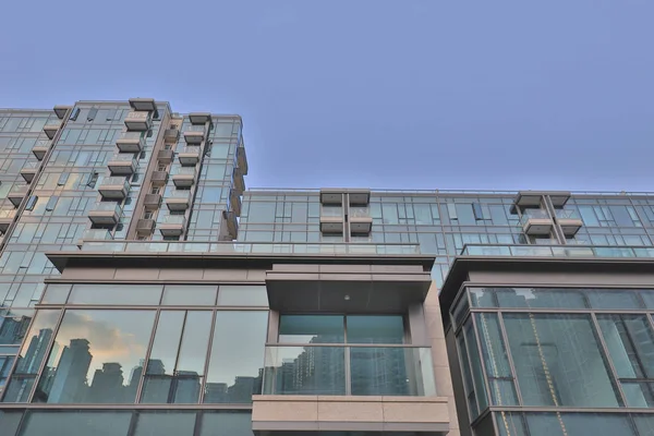 Tk adlı bir emlak modern condominium