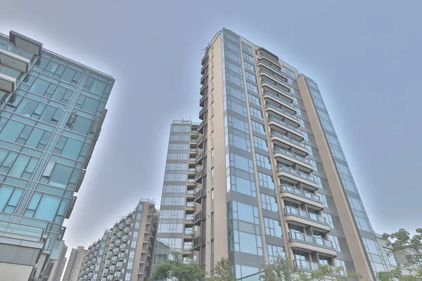 Tk adlı bir emlak modern condominium