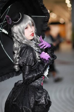 kimliği belirsiz Japon anime cosplay poz, 2018