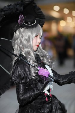 kimliği belirsiz Japon anime cosplay poz, 2018