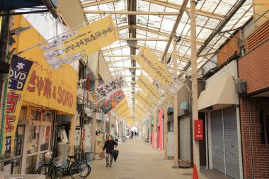 Geçit Stree alışveriş bir Hokancho