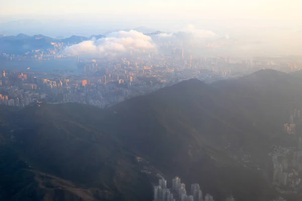 Vista Aérea Janela Plana Olhando Para Baixo Para Aterrar — Fotografia de Stock