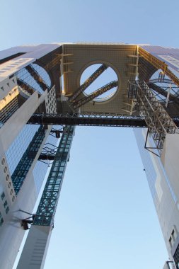 Umeda gökyüzü bina Osaka popüler dönüm noktası olduğunu