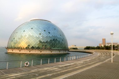 osak, Naniwa okyanusun zamansal alan