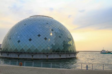 osak, Naniwa okyanusun zamansal alan