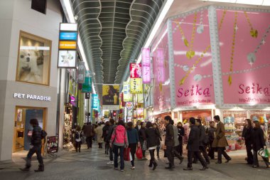Bu turistler için bir ünlü şehir cazibe olduğunu.