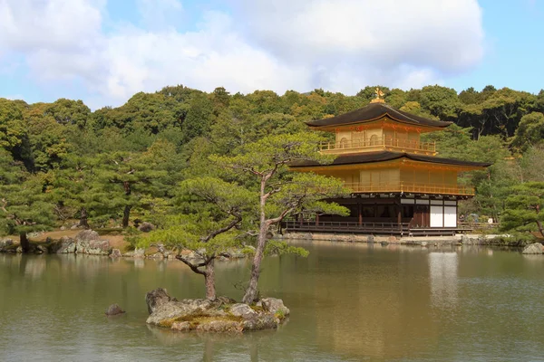 Храм Золотого Павильона Киото Япония — стоковое фото