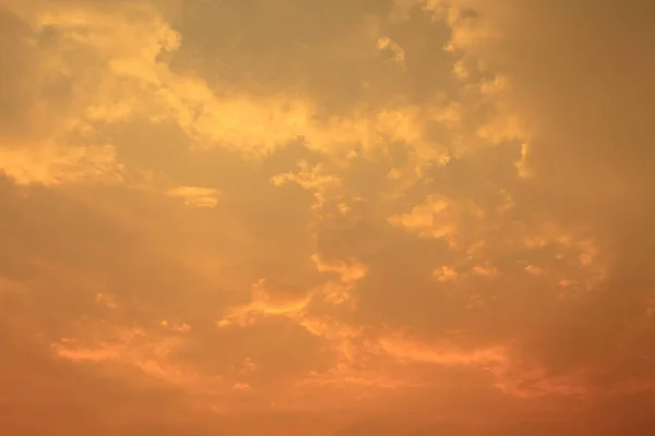 Абстрактное Небо Восходящего Солнца Над Природой — стоковое фото