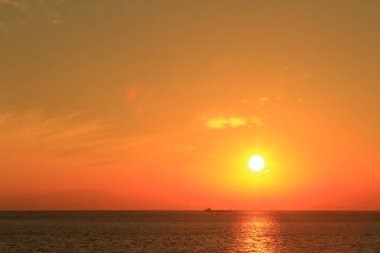 deniz manzaralı bir gün batımı Tung Chung