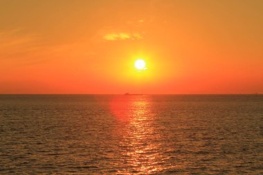 deniz manzaralı bir gün batımı Tung Chung