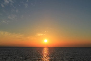 deniz manzaralı bir gün batımı Tung Chung