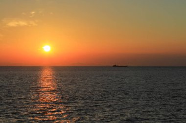 deniz manzaralı bir gün batımı Tung Chung